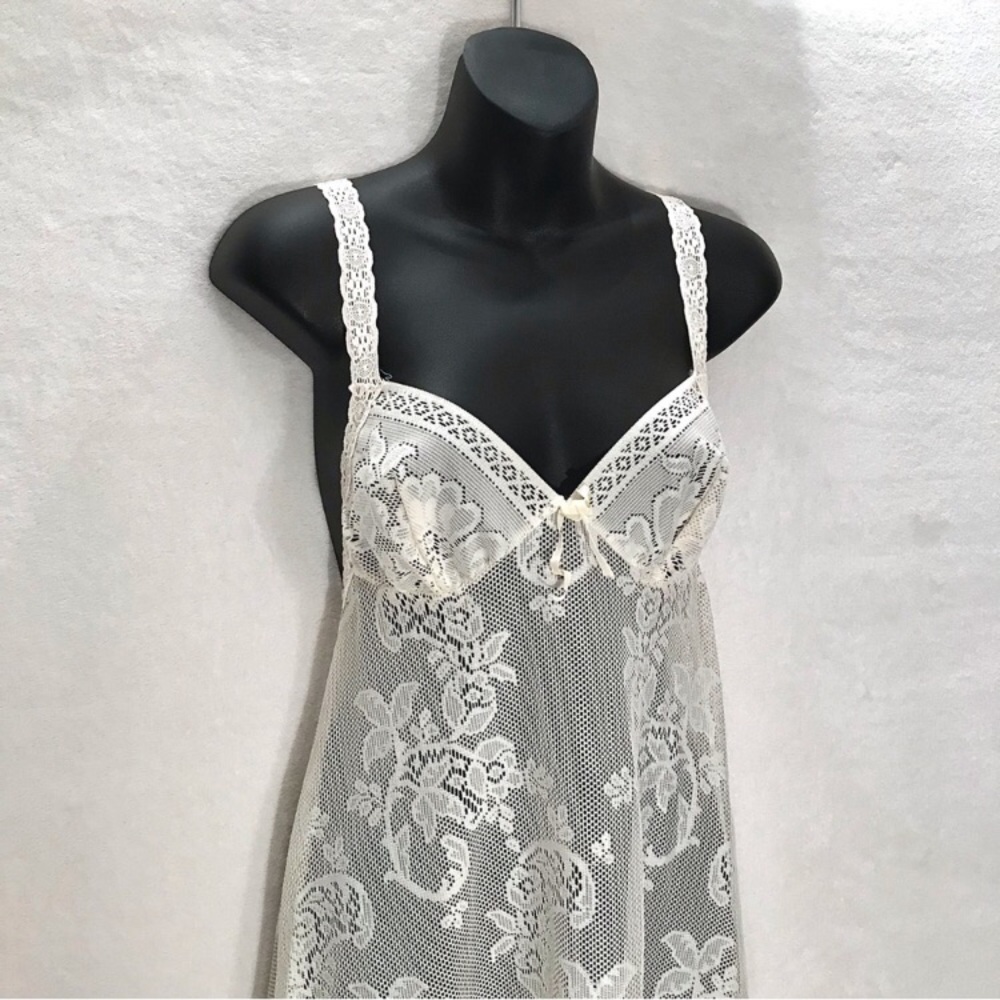 ⭐️ Vintage 1950’s Vassarette Lace Paisley & Floral Nightgown and Overcoat Set - Picture 4 of 12